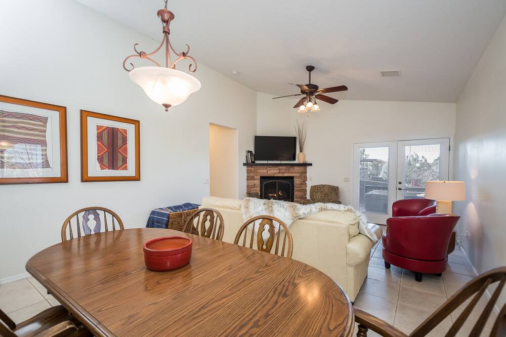 Photo of Kitchen in Rimrock