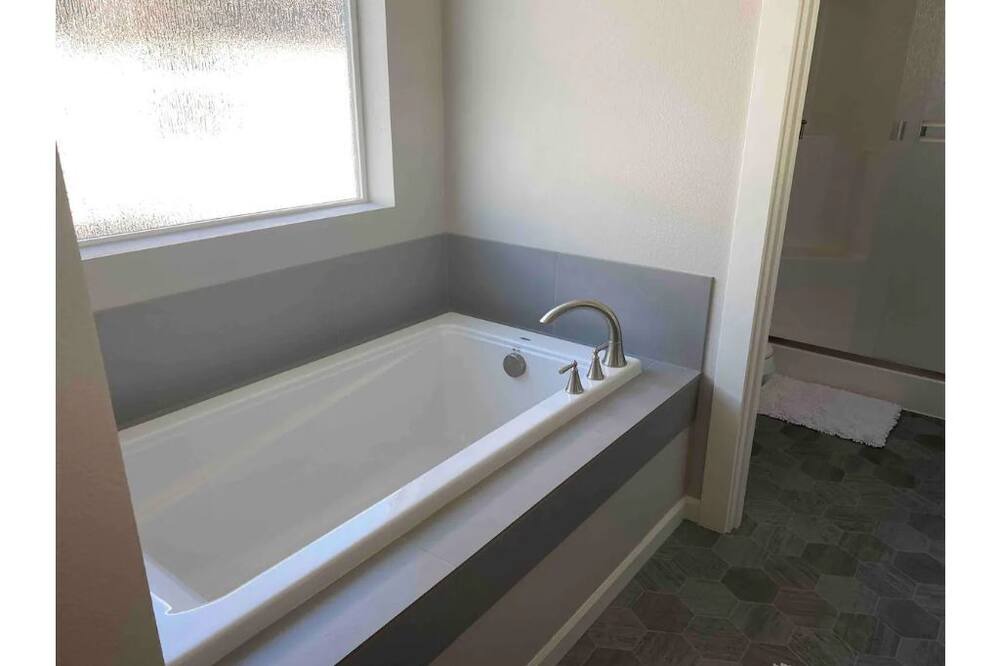 Photo of Bathroom in Wilkes