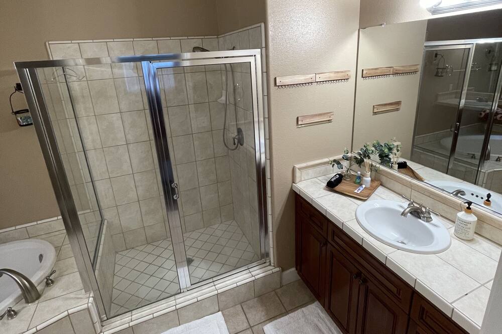 Photo of Bathroom in Fresno