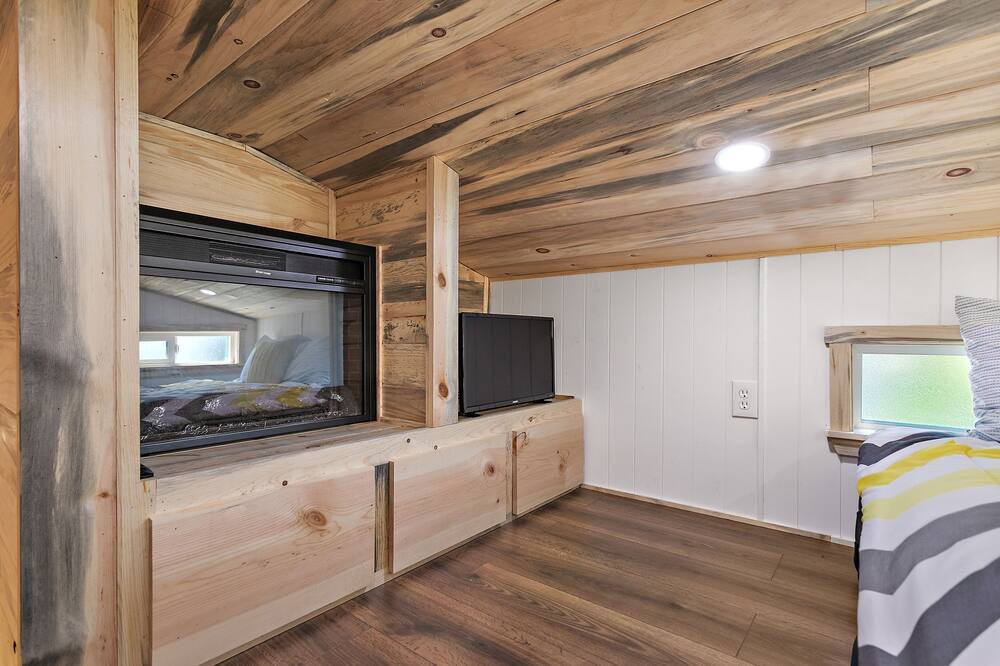 Photo of Bedroom in Central Point