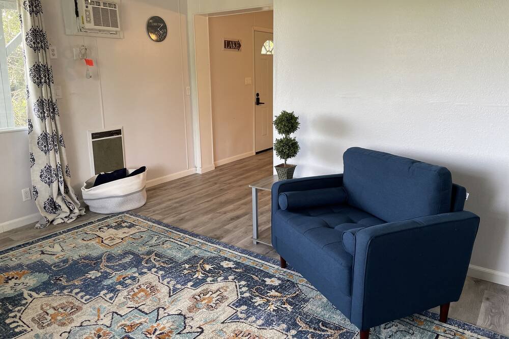 Photo of Bedroom in Kelseyville