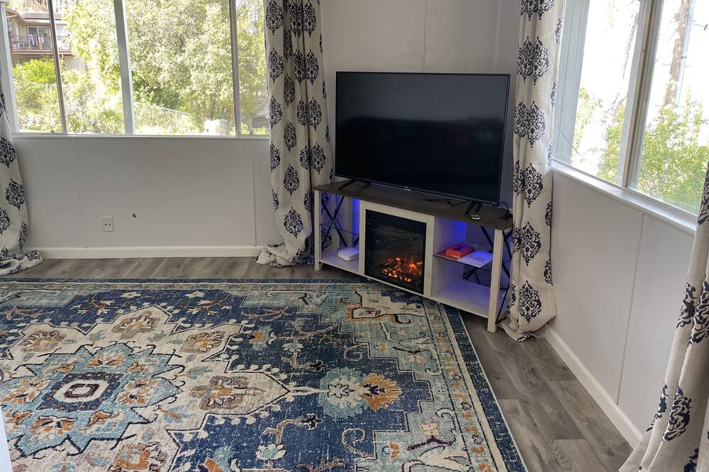 Photo of Bedroom in Kelseyville