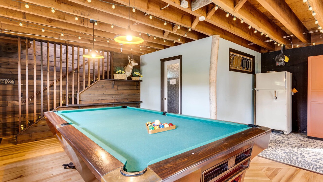 Photo of Bedroom in Agate Beach