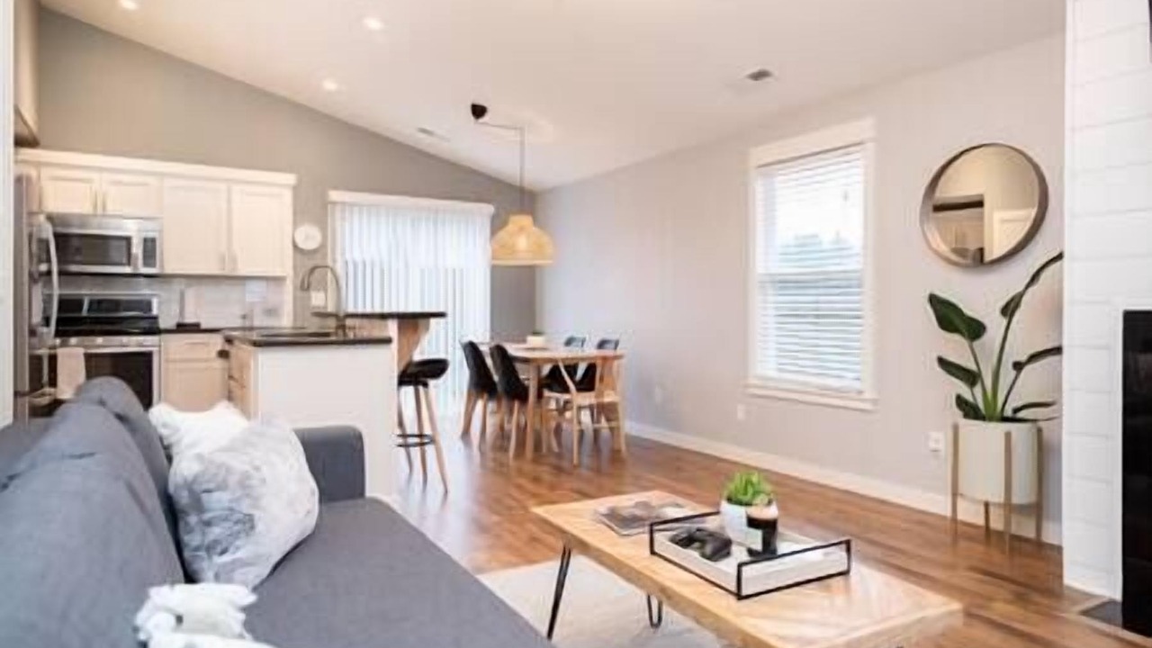 Photo of Livingroom in Vancouver