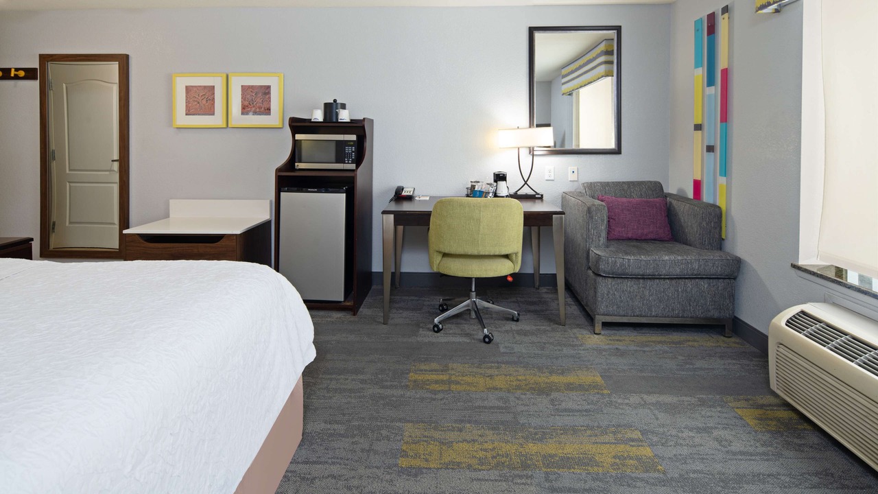 Photo of Bedroom in Bakersfield