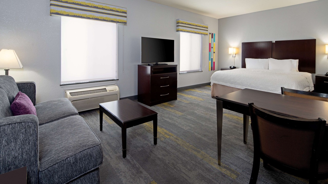 Photo of Bedroom in Bakersfield