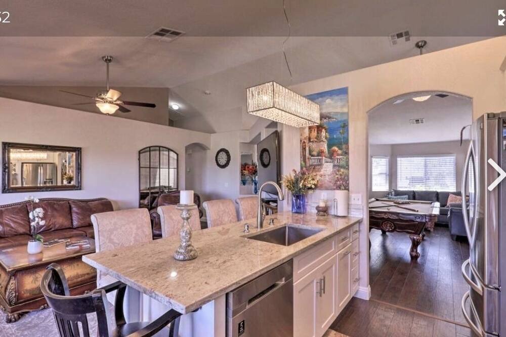 Photo of Kitchen in Townsite