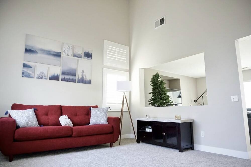Photo of Bedroom in Ocean View Hills