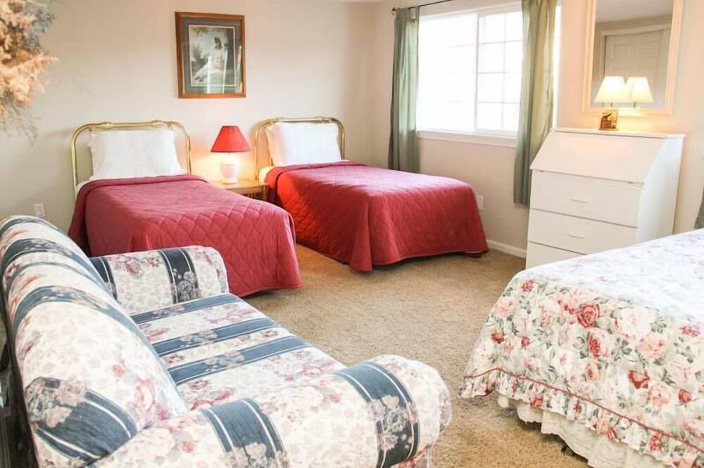 Photo of Bedroom in Nelscott