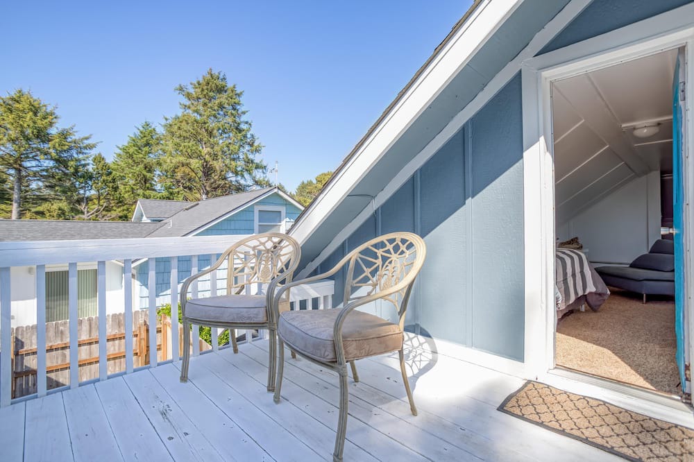 Photo of Patio Balcony in Gleneden Beach