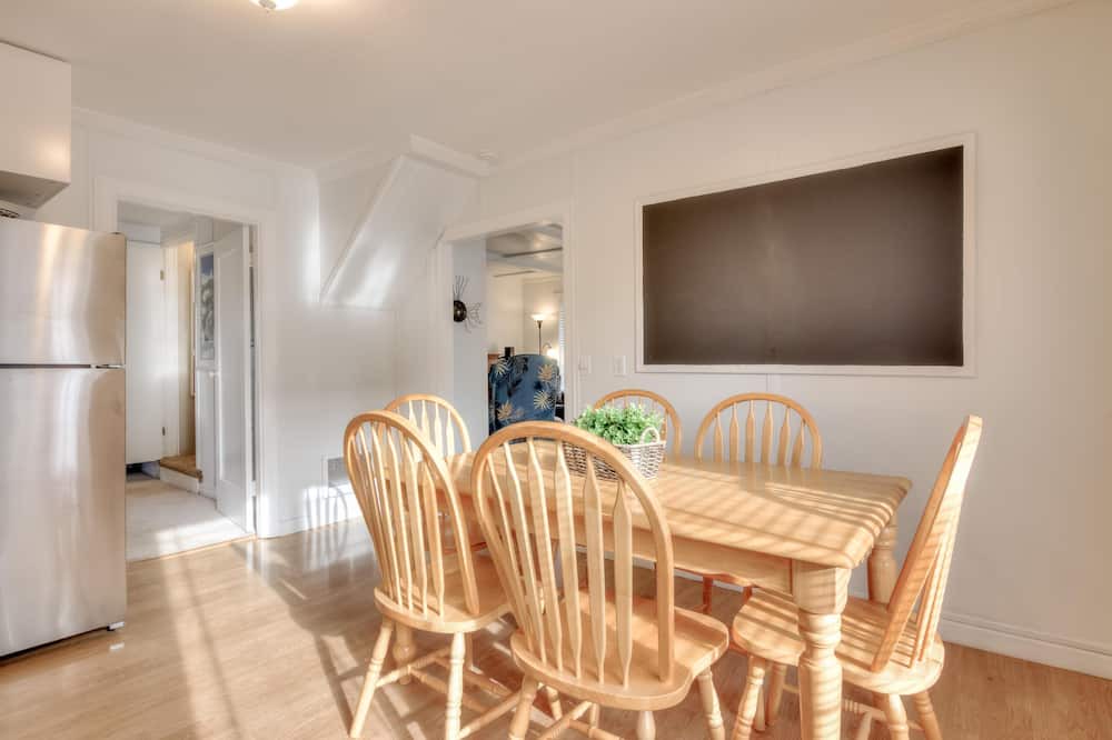 Photo of Kitchen in Gleneden Beach