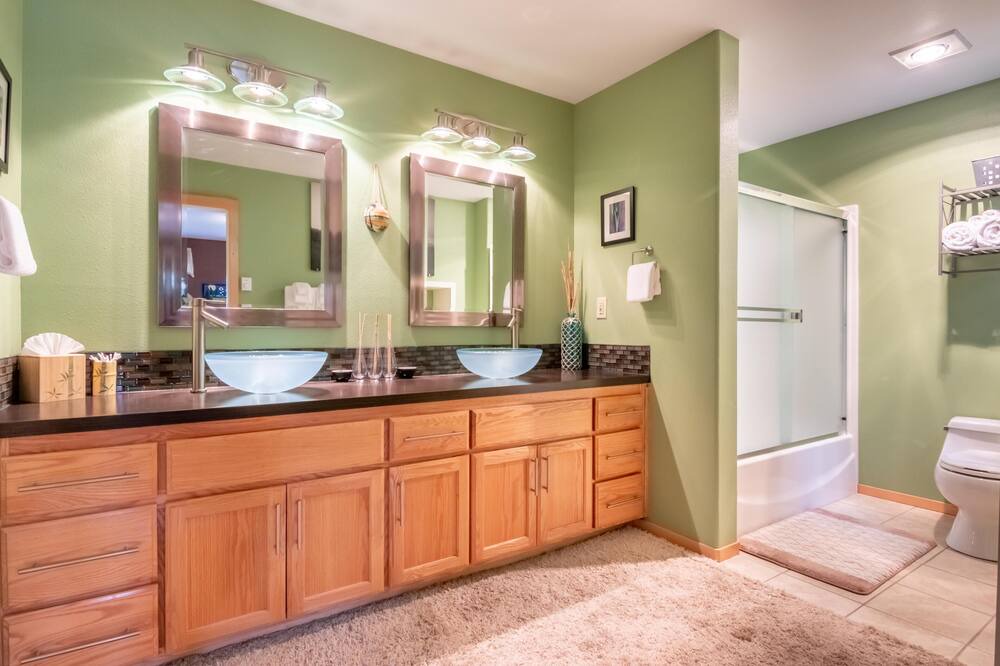 Photo of Bedroom in Kiwanda Shores