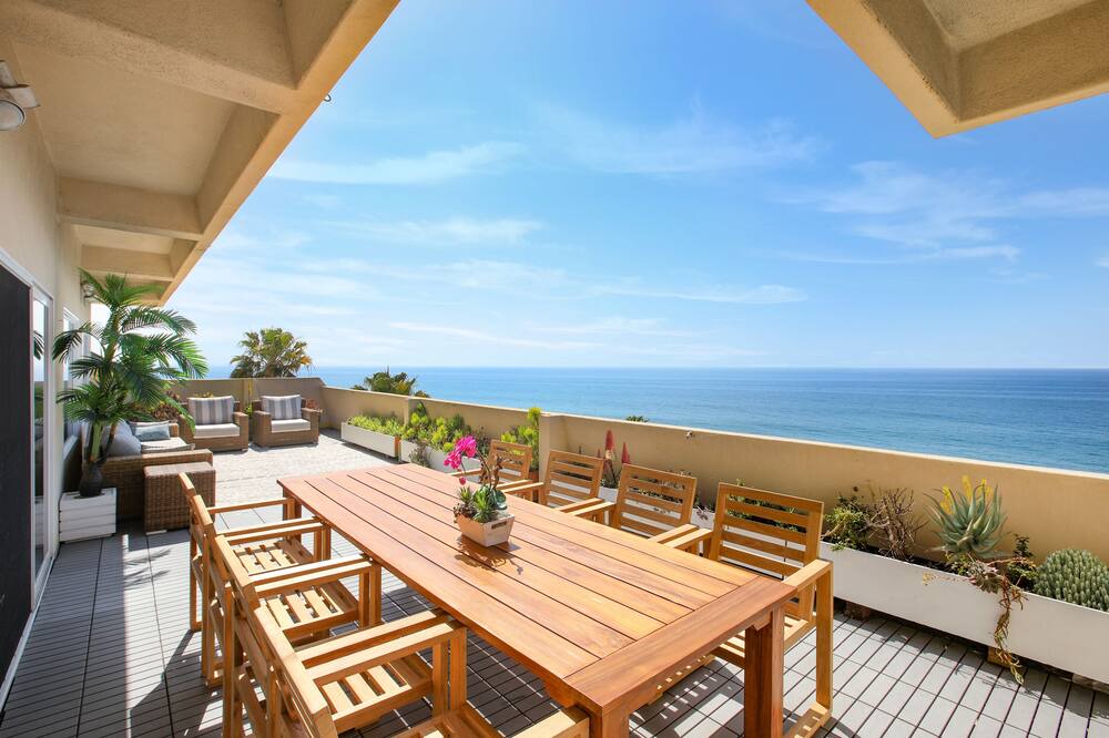 Photo of Patio Balcony in Eastern Malibu