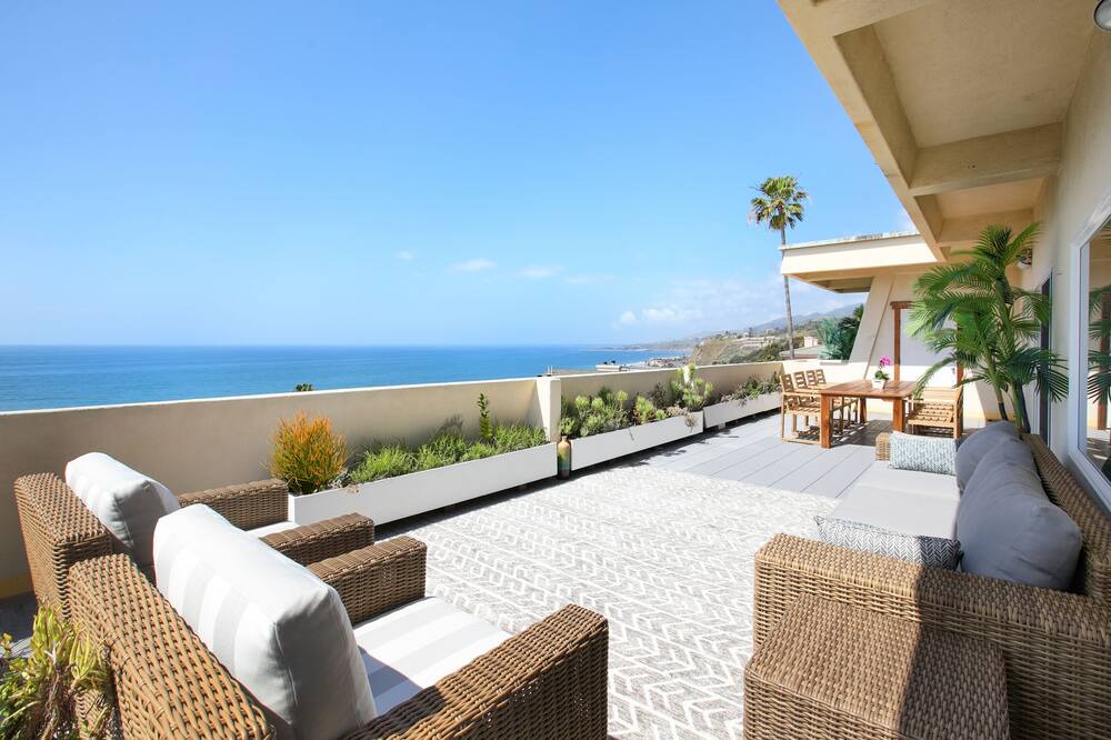 Photo of Patio Balcony in Eastern Malibu