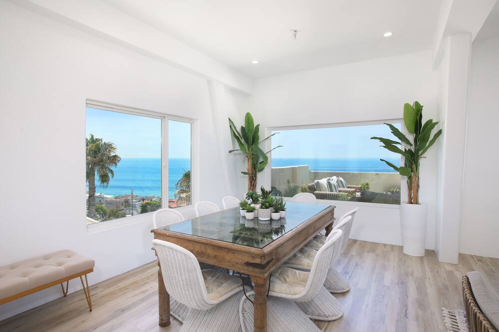 Photo of Kitchen in Eastern Malibu