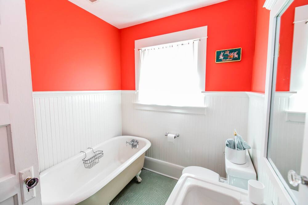 Photo of Bathroom in Southwest Santa Rosa