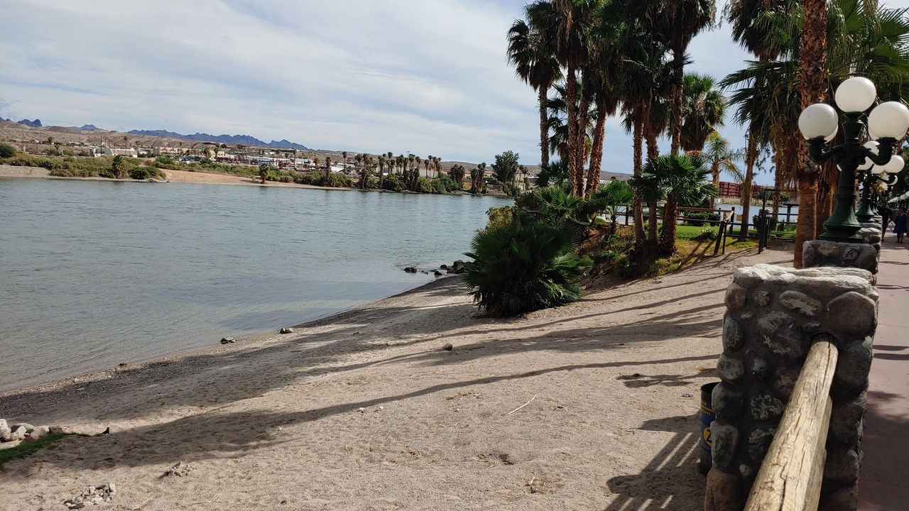 Photo of Others in Laughlin