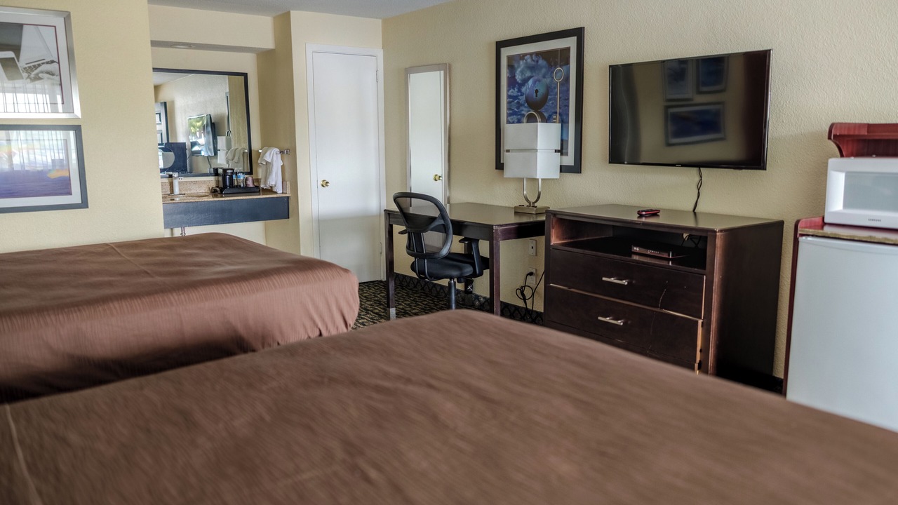 Photo of Bedroom in Lakeview