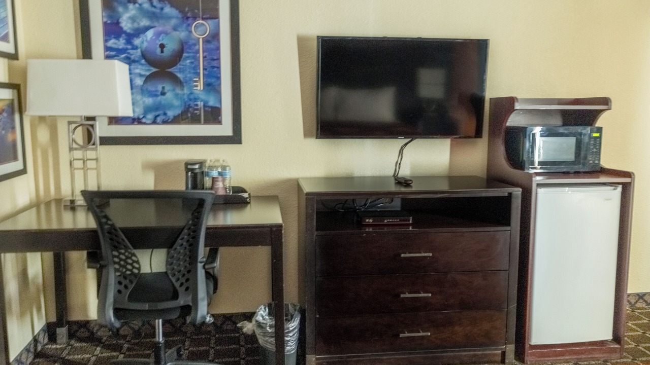 Photo of Bedroom in Lakeview