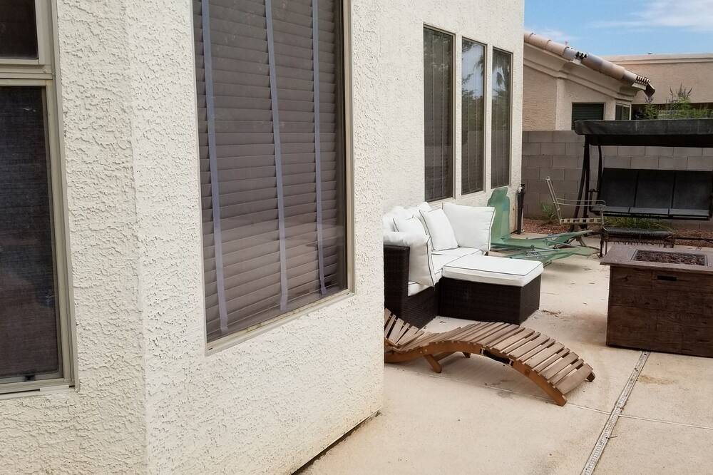 Photo of Others in Rhodes Ranch
