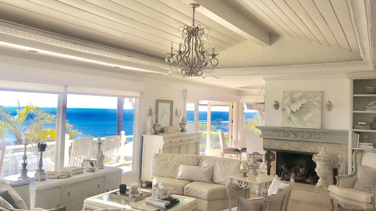 Photo of Livingroom in South Laguna