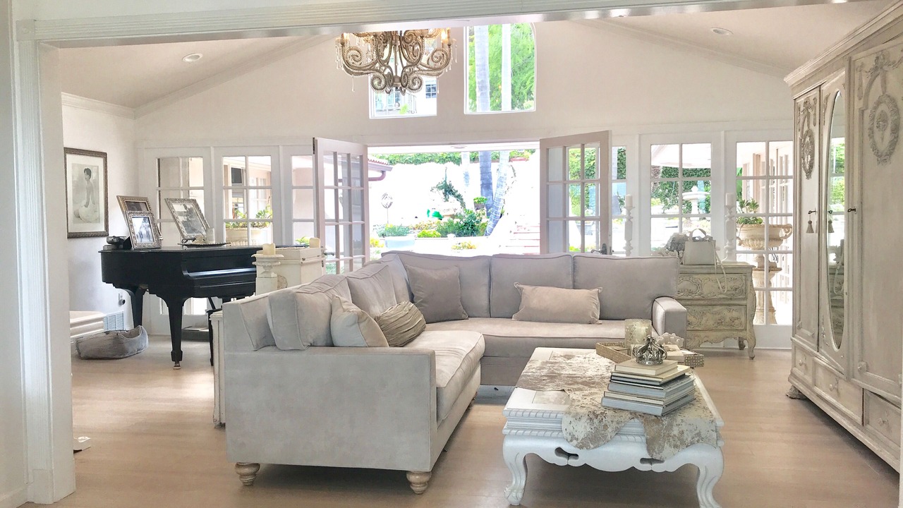 Photo of Livingroom in South Laguna