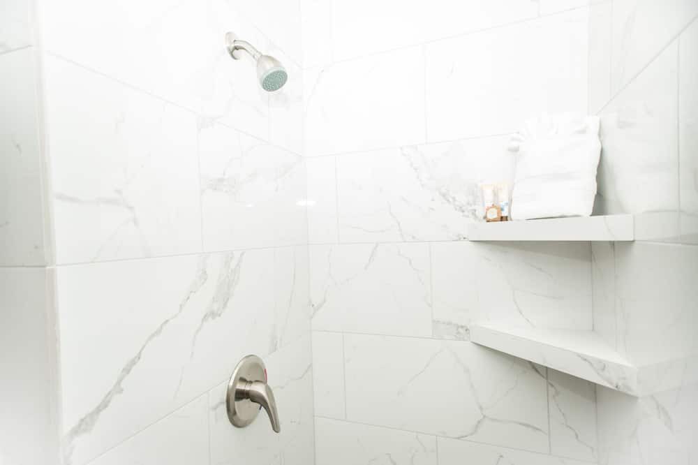 Photo of Bathroom in Washington Fields