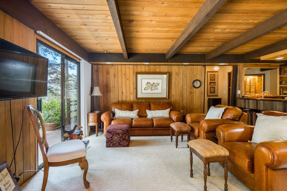 Photo of Bedroom in La Conner