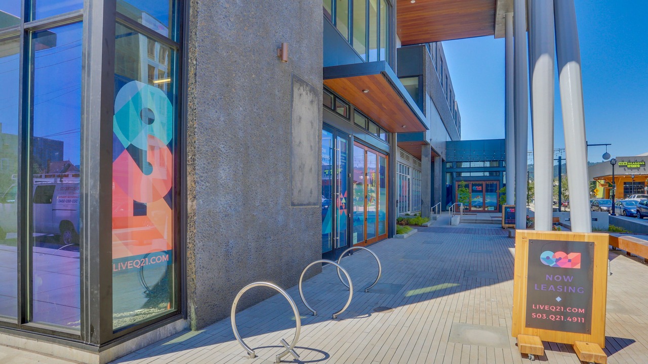 Photo of Outdoor in Uptown