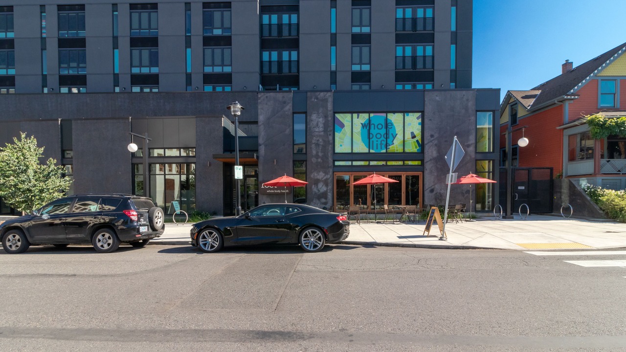 Photo of Outdoor in Uptown