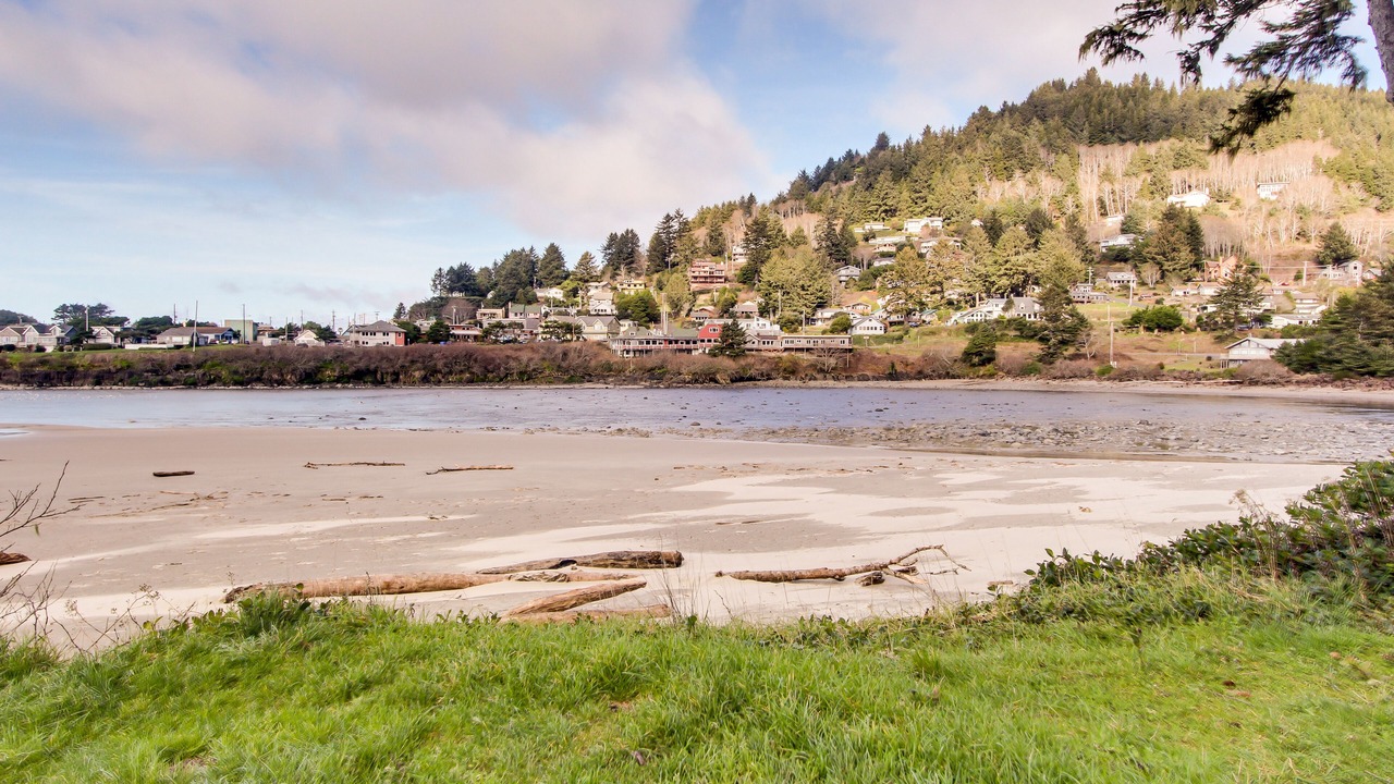 Photo of Others in Yachats