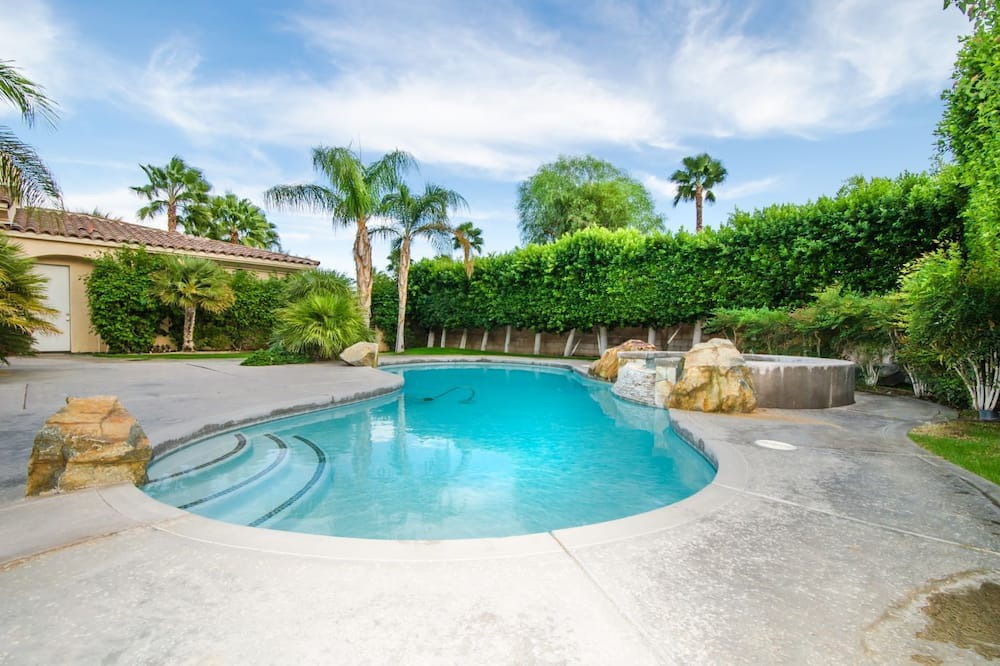 Photo of Outdoor in Sunrise Vista Chino