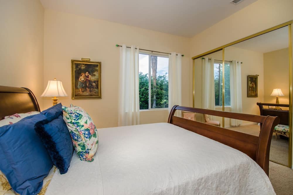 Photo of Bedroom in Sunrise Vista Chino