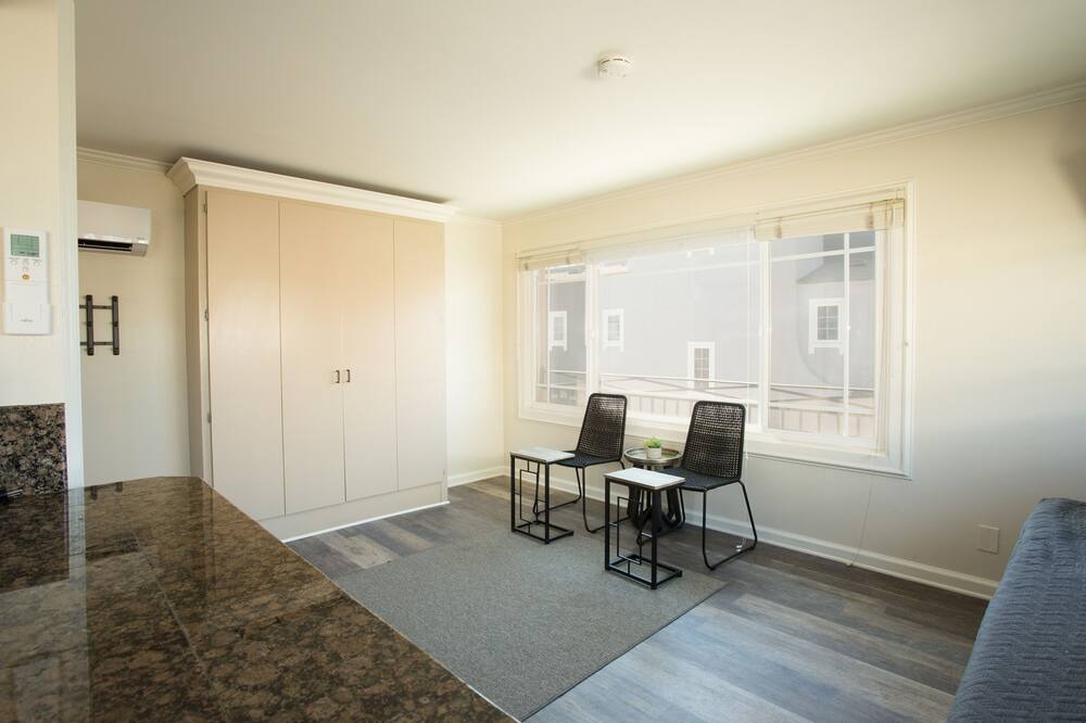 Photo of Bedroom in West Newport
