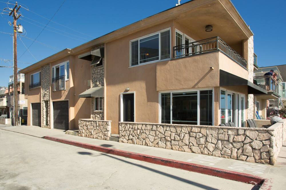 Photo of Outdoor in West Newport