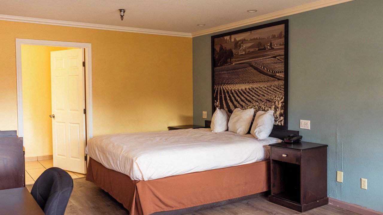 Photo of Bedroom in King City