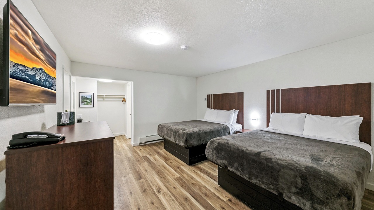 Photo of Bedroom in Lakeside Park