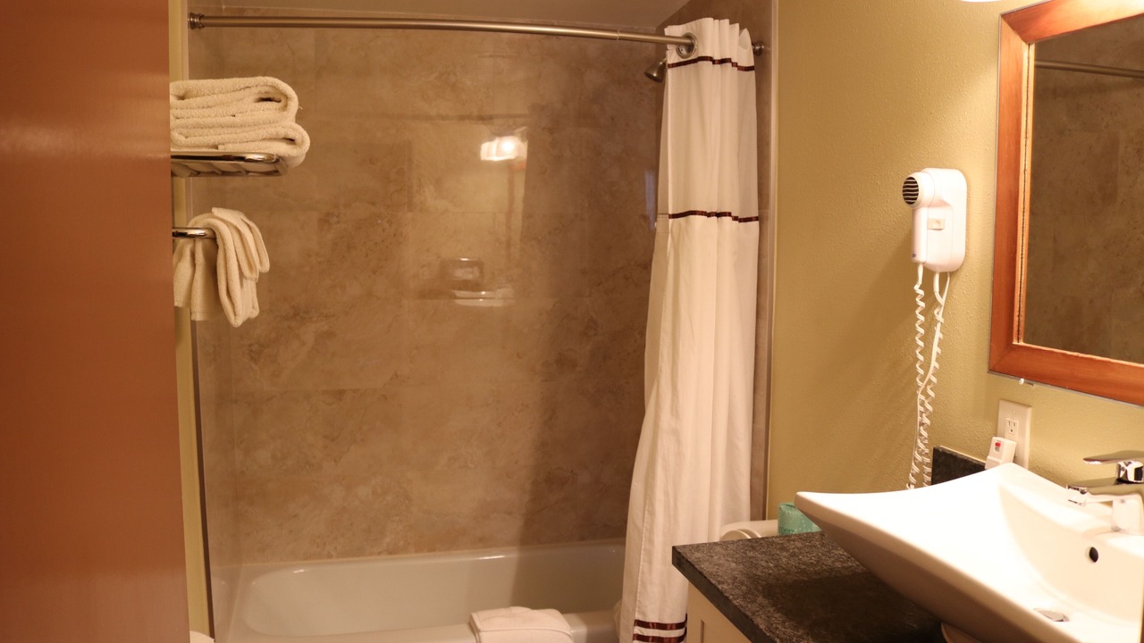 Photo of Bathroom in Lee Vining