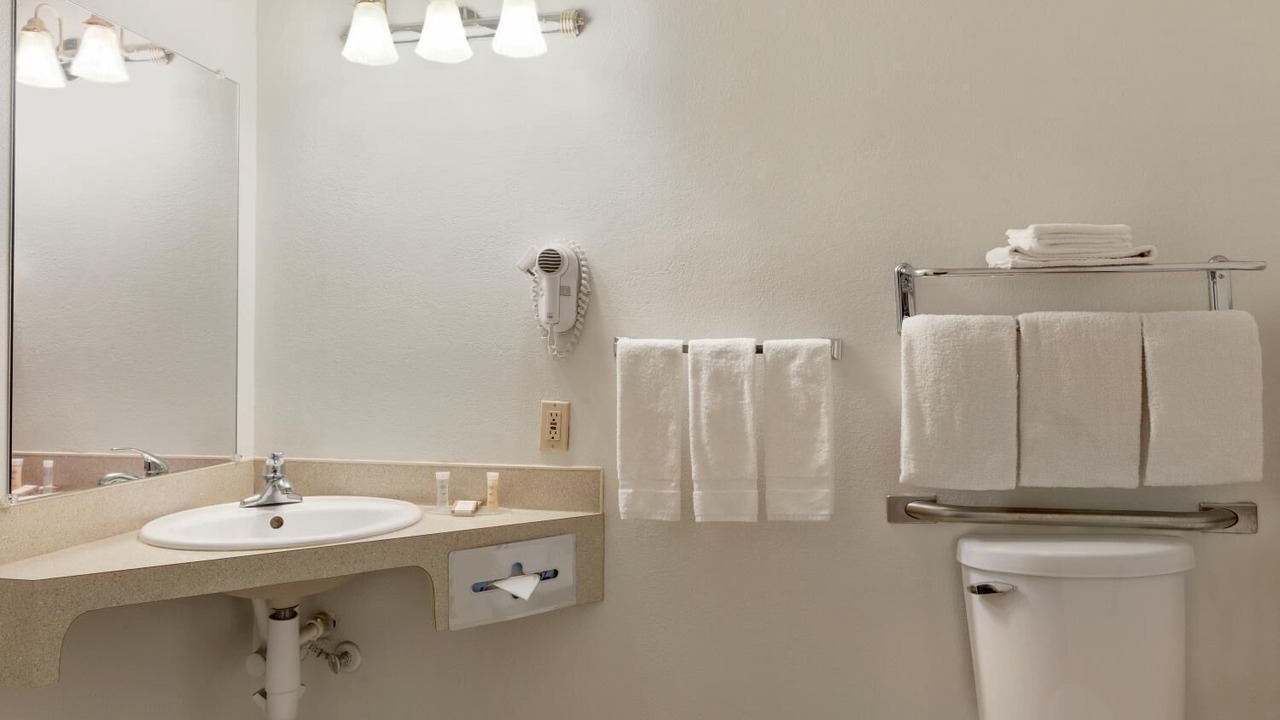 Photo of Bathroom in Southeast Salem