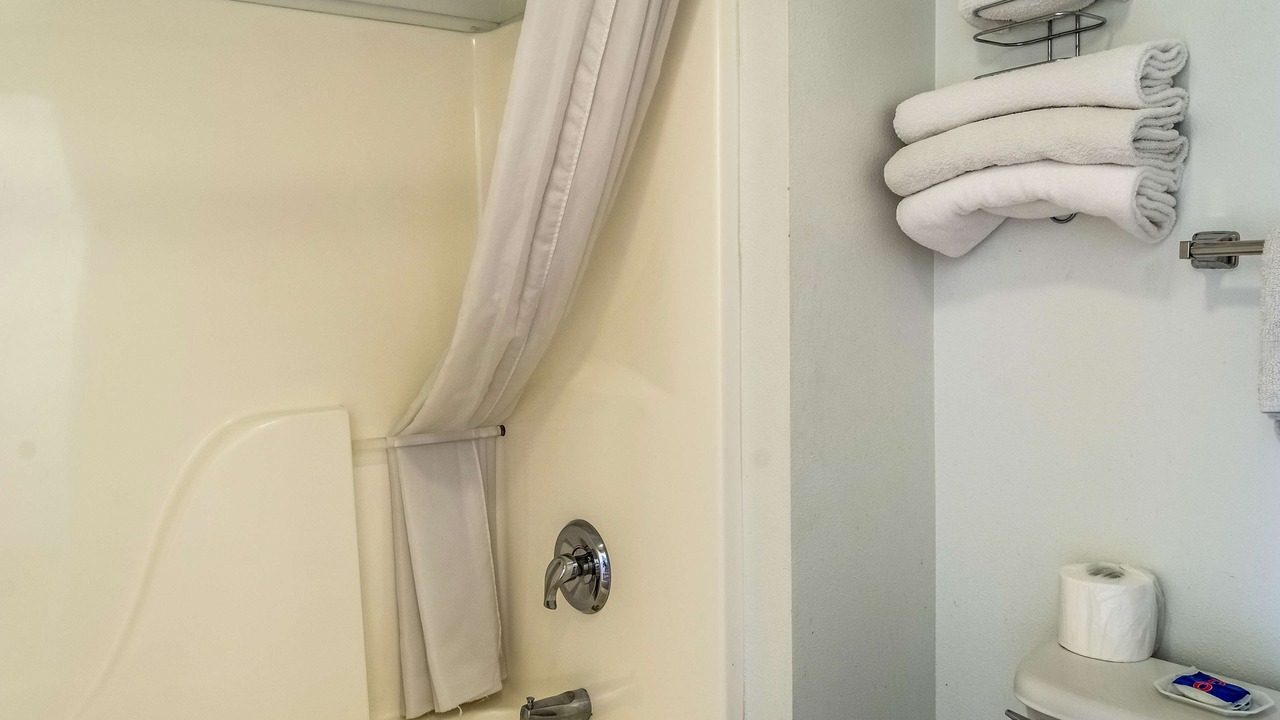 Photo of Bathroom in Albany