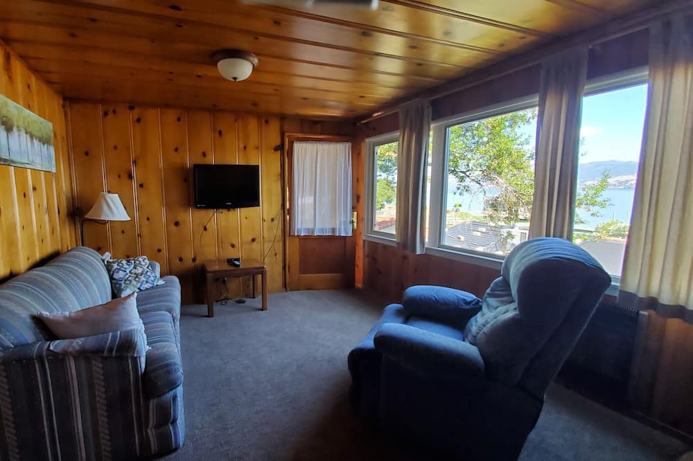 Photo of Livingroom in Soda Bay