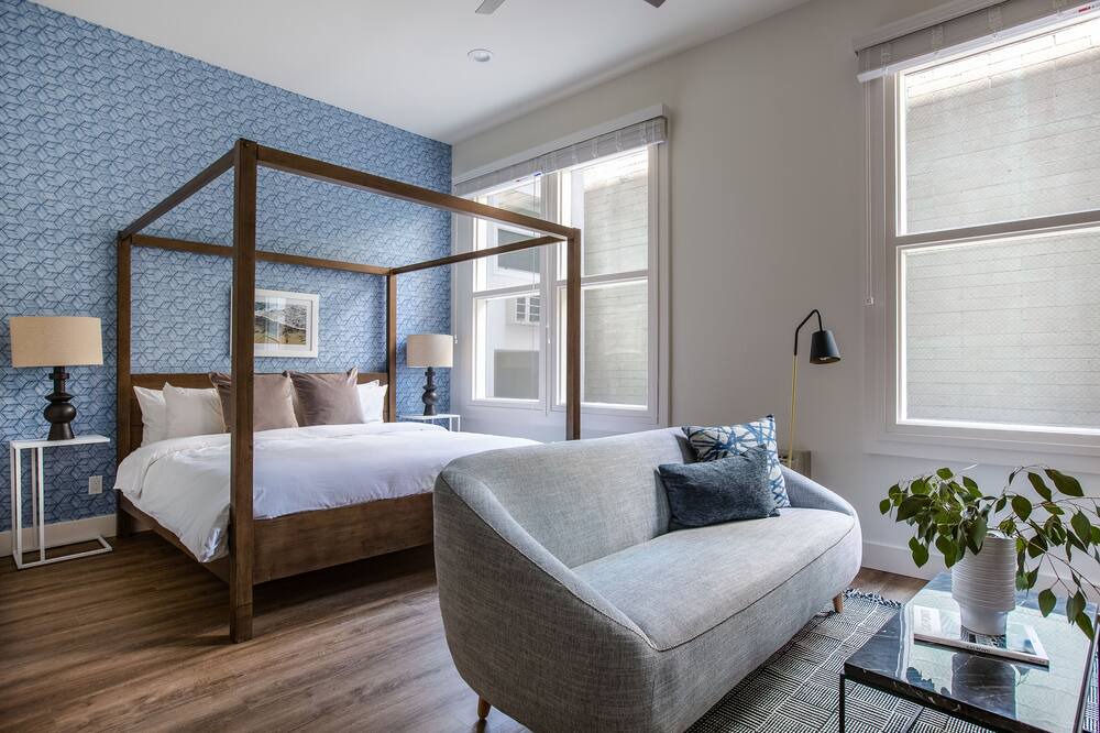 Photo of Bedroom in Downtown San Diego