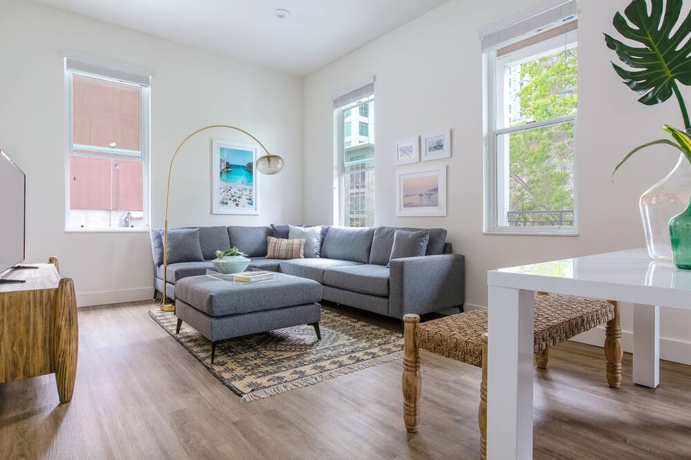 Photo of Livingroom in Downtown San Diego