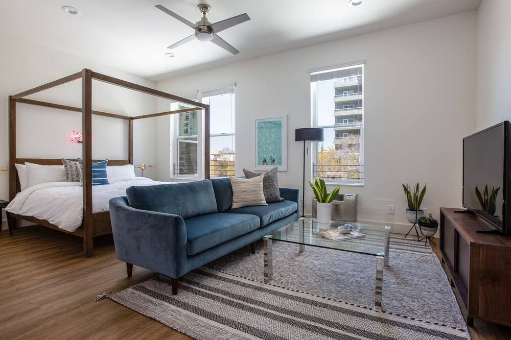 Photo of Bedroom in Downtown San Diego