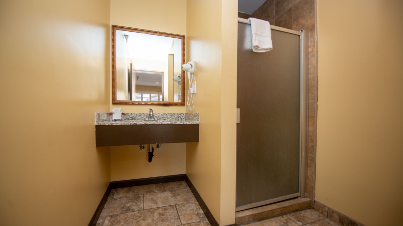 Photo of Bathroom in Walnut Park