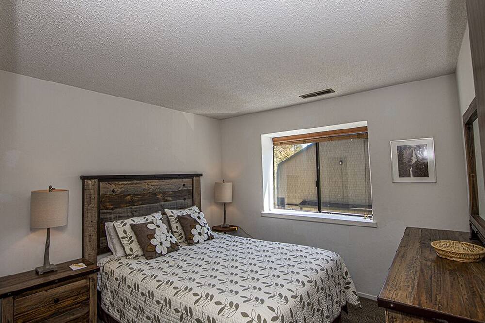 Photo of Outdoor in Lake Forest