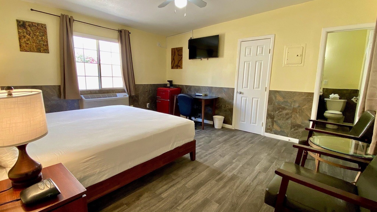 Photo of Bedroom in Desert Hot Springs