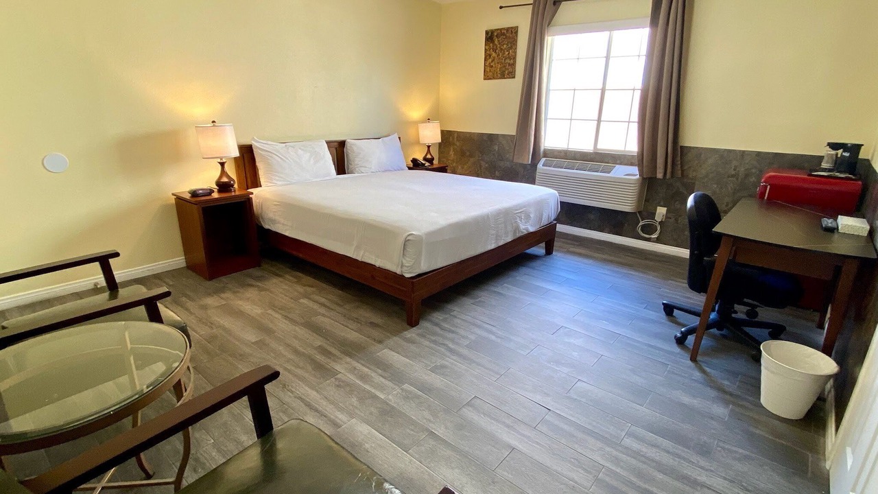 Photo of Bedroom in Desert Hot Springs