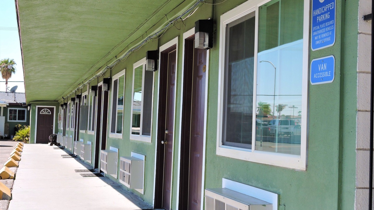 Photo of Outdoor in Sunrise Manor