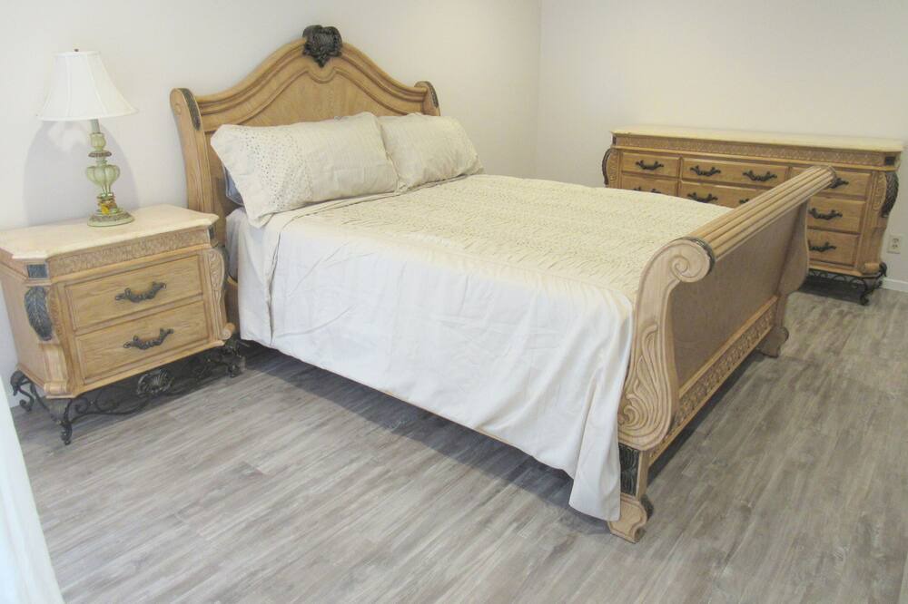 Photo of Bedroom in Yorba Linda